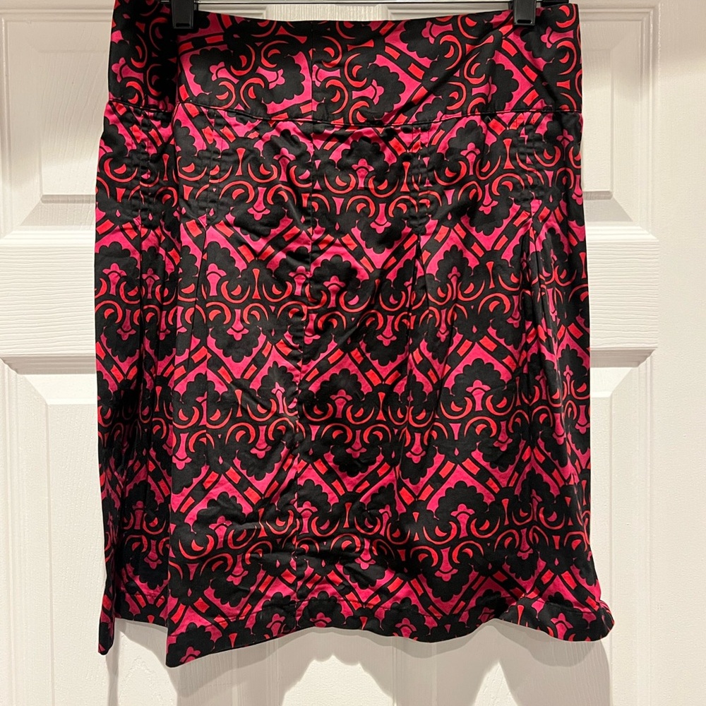 H&M Skirt, Size 10, black, red and maroon